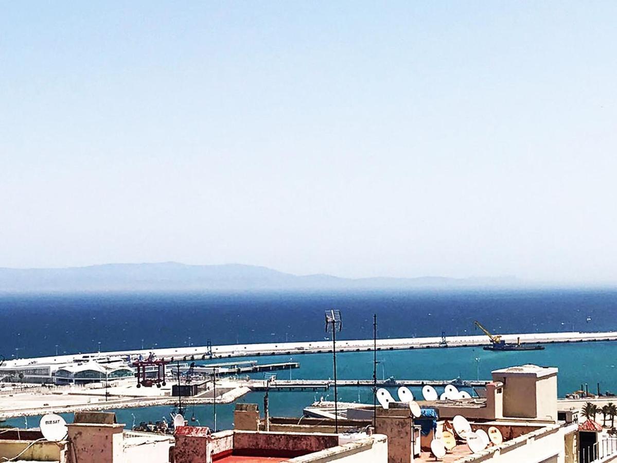 Velasquez Appartements Fast Wifi And Ocean View Танжер Екстериор снимка